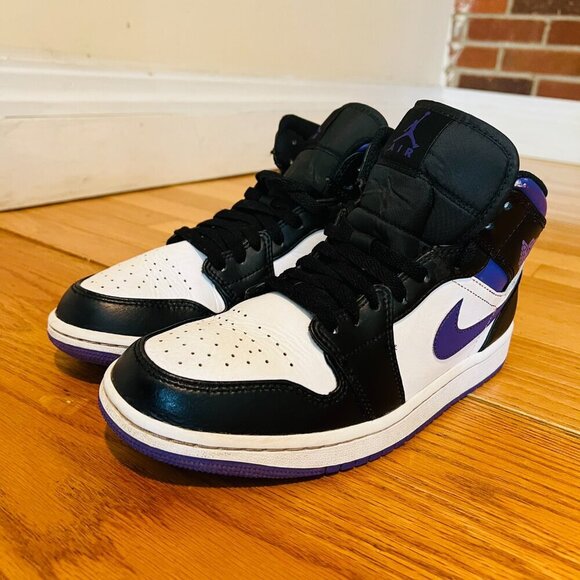 Air Jordan 1 Mid Purple Iris VNDS Sz 8.5 554724-095 - Picture 12 of 16
